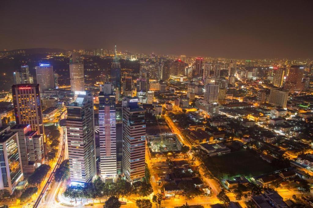 The Platinum Suites Klcc Куала Лумпур Екстериор снимка