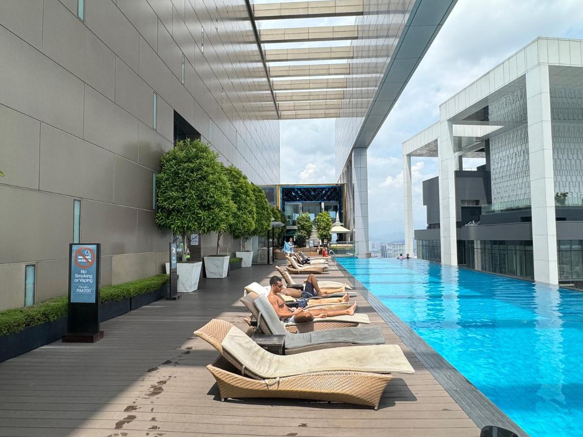 The Platinum Suites Klcc Куала Лумпур Екстериор снимка